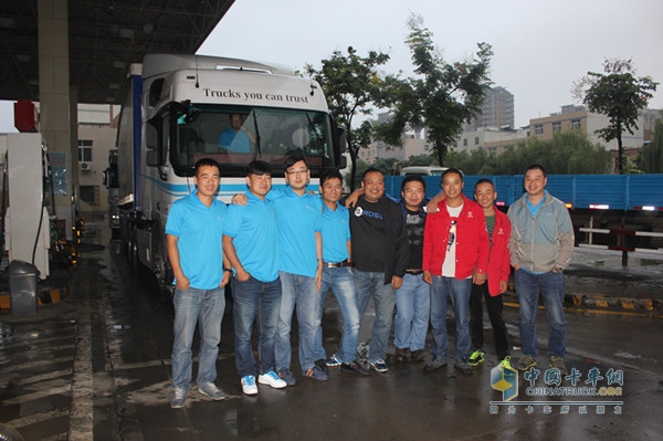 風雨無阻 奔馳卡車成都到陜西油耗測試