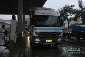 風雨無阻 奔馳卡車成都到陜西油耗測試