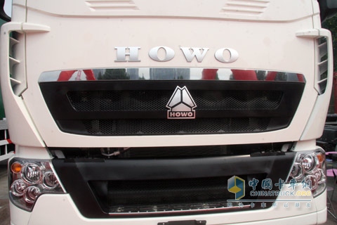 中國(guó)重汽 HOWO-T7H 430馬力 牽引車