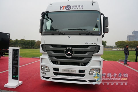 奔馳卡車 Actros 1841低底盤牽引車