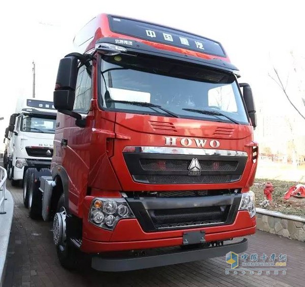 豪沃T7H 6×4 VB版牽引車——運(yùn)煤霸王