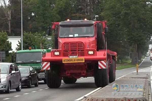 比利時莫爾HF8066是2018 IAA漢諾威車展體型最大的卡車