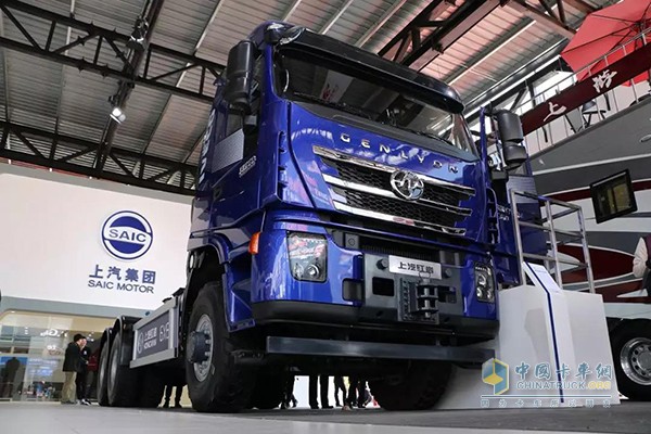 智能網(wǎng)聯(lián)6X6qua全驅(qū)大件運輸車