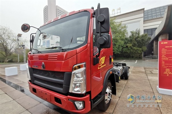 豪沃輕卡 悍將4x2載貨車——全能王(濰柴3L 國六機)