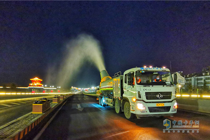 東風系底盤霧炮車