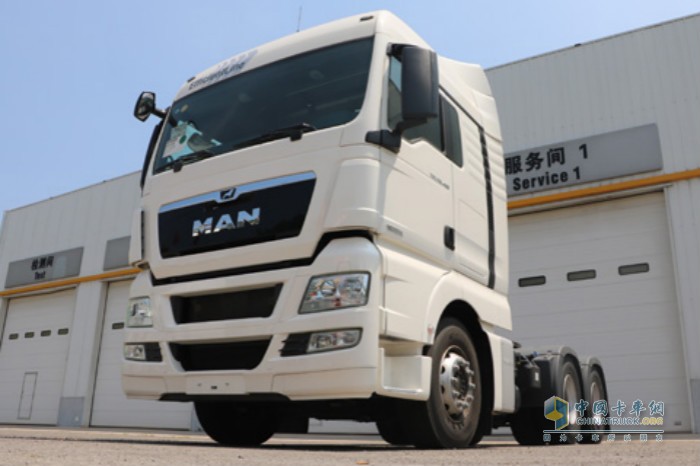 曼恩(MAN)TGX牽引車