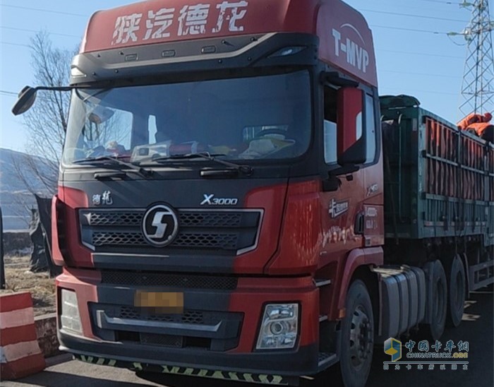 陜汽德龍X3000牽引車