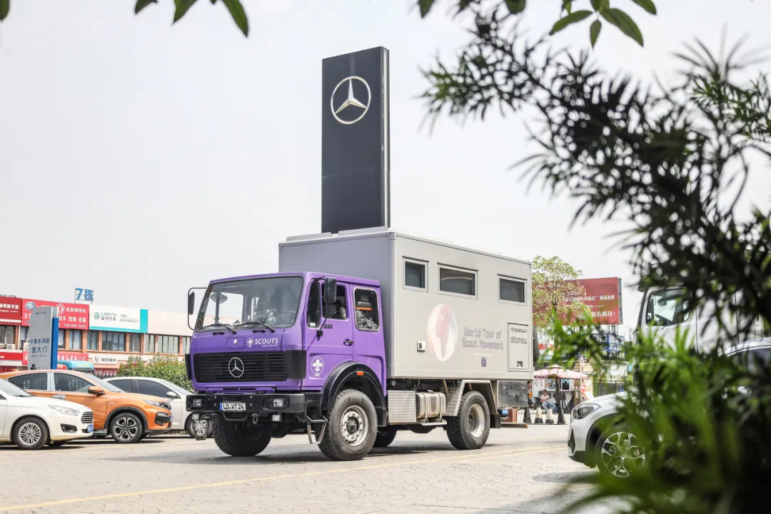 老車新夢，抵達成都：38年前的奔馳消防車變身旅居車環(huán)游世界