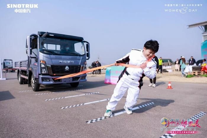 中國(guó)重汽2023卡車女神節(jié) 再次用心為品牌加溫