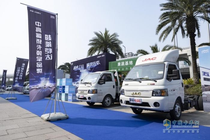 “金字招牌 成色更足”——邁向高質(zhì)量發(fā)展快車道·江淮1卡品牌一周年特別策劃之二