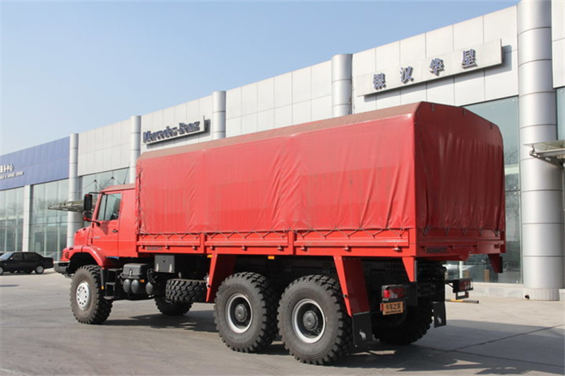 奔馳 Zetros重卡 330馬力 6X6 國五廂式載貨車(型號(hào)2733)